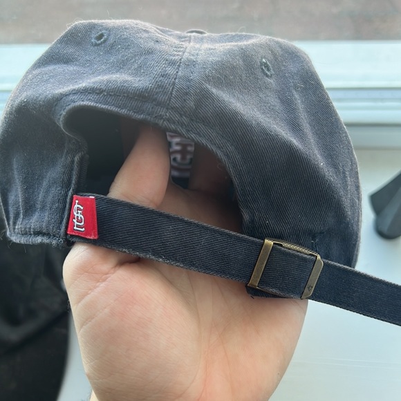 Baseball hat - Picture 2 of 3